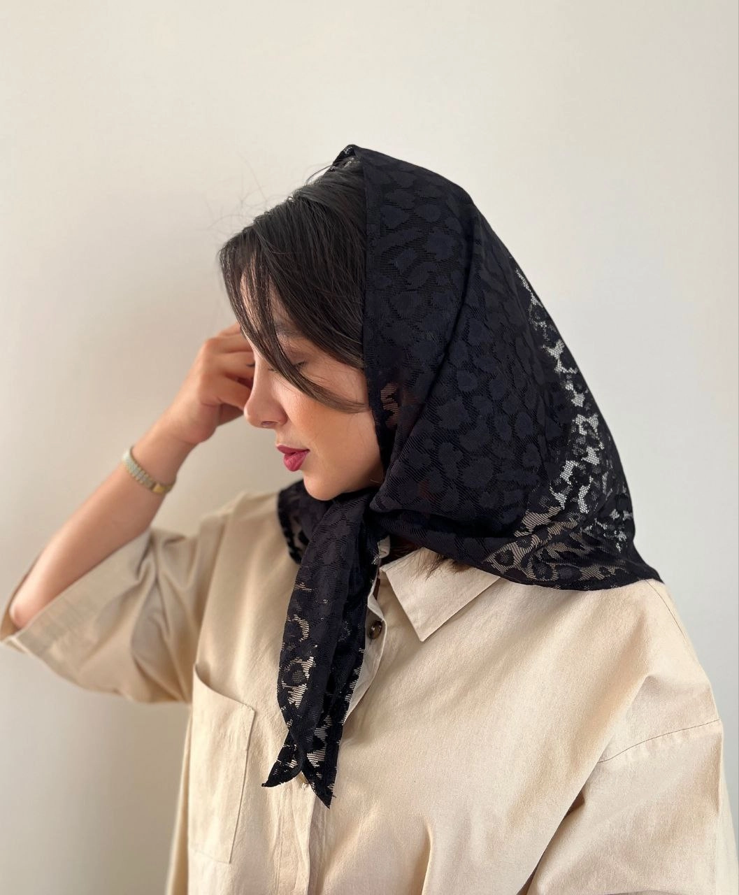 مینی اسکارف تور طرح سنگی (پلنگی مشکی)